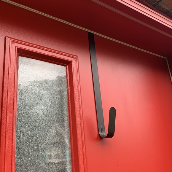 FREE W/PURCHASE❤️ Seasonal Wreath Hook - Picture 1 of 6